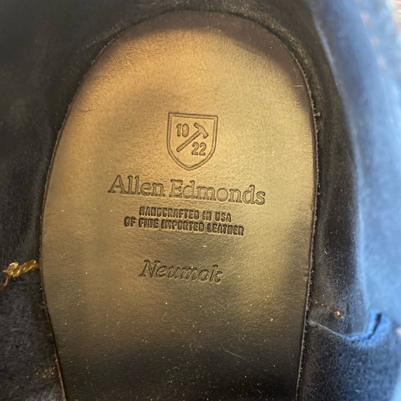 Allen Edmonds Blue Leather Shoes - Picture 2 of 11